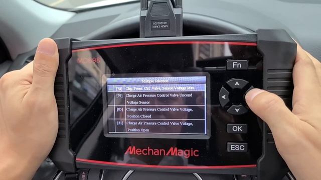 MechanMagic MD698 2016 AUDI Q5 read code, live data change idle speed Adaptation functions смотреть онлайн