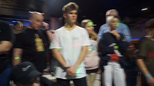 Илья VS Аня смотреть онлайн