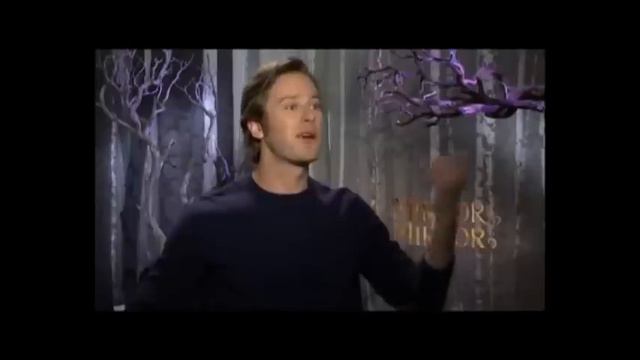 Арми Хаммер говорит по-русски смотреть онлайн