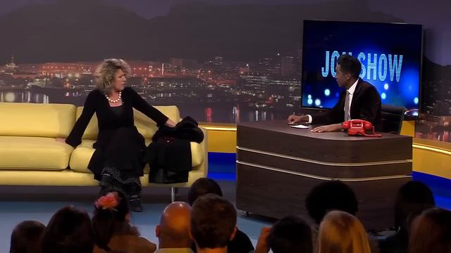 Jou Show: Hélène Truter oor Vetkoekpaleis se vetkoeke смотреть онлайн