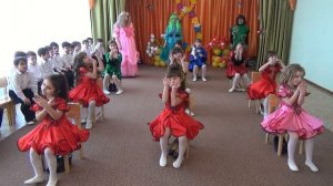 Детский сад "Берёзка"Танец модниц подготовительная группа 2015г