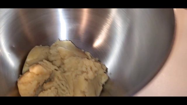 HOW TO MAKE BAVARIAN CREAM & PUFFS FROM SCRATCH! || LOW SODIUM & EASY RECIPE || THE UNSALTED KITCHE смотреть онлайн