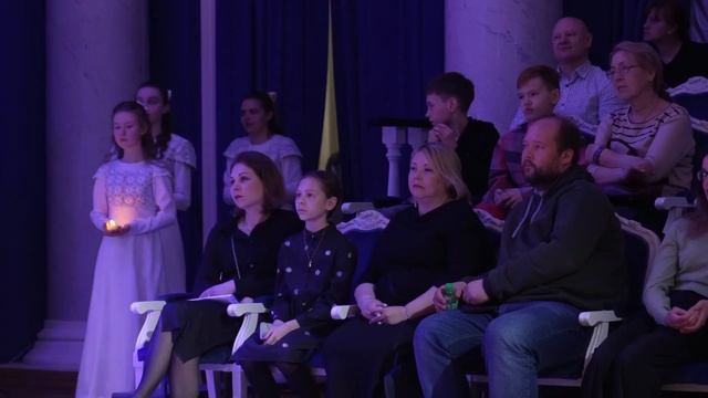 Спектакль Стеклянный ребенок в Геликон Опера смотреть онлайн