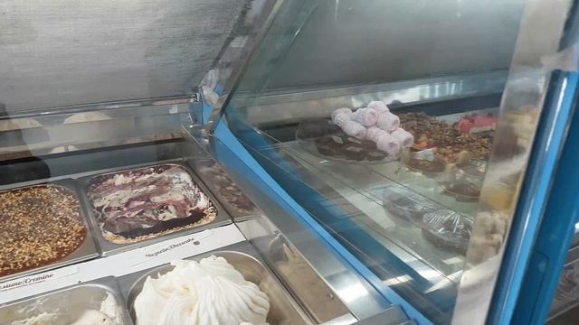 Геленджик.Кафе Итальянское мороженое. смотреть онлайн