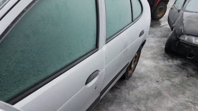 Car recycler parts Renault Megane, 1.6 66kW Gasoline Automatic Hatchback смотреть онлайн