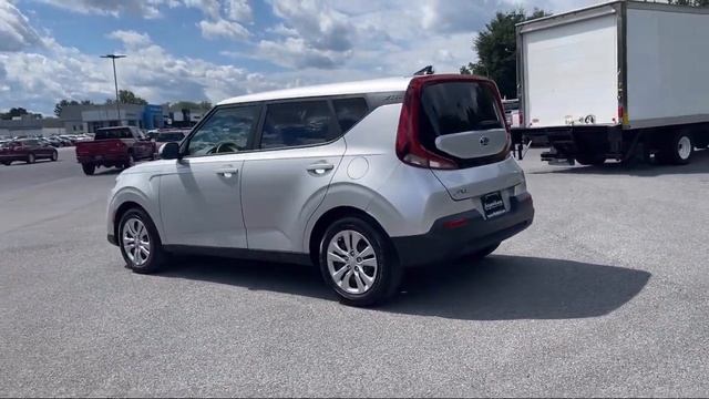 2021 Kia Soul LX IVT Frederick смотреть онлайн