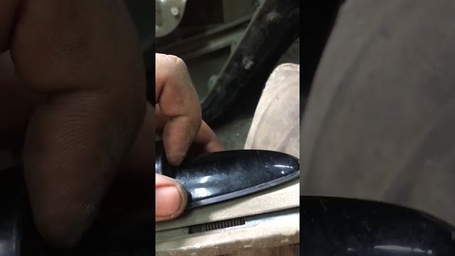 Снятие ручек и замка задней двери форд фокус 1 (америка).mp4