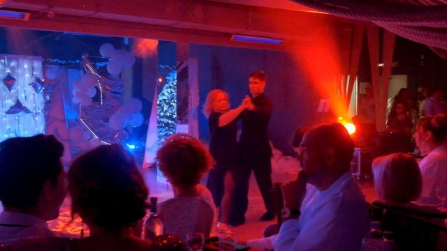 НОВОГОДНЕЕ ШОУ "WHITE PARTY" 2020 смотреть онлайн