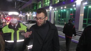 Краснодар. Финал. Кукла драная, на мерс насособирала, вызвала адвоката-безумца и понеслась