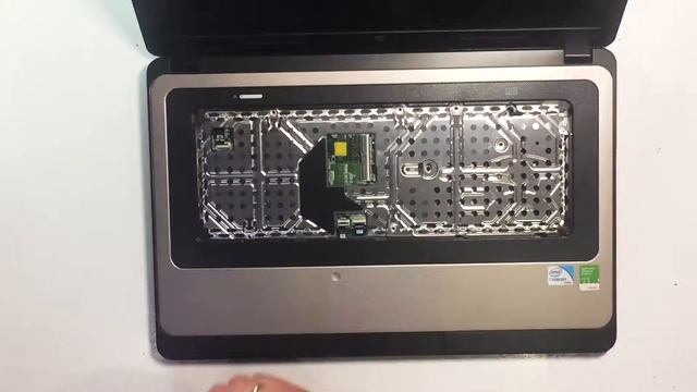 Разборка ноутбука HP 630 для чистки от пыли смотреть онлайн
