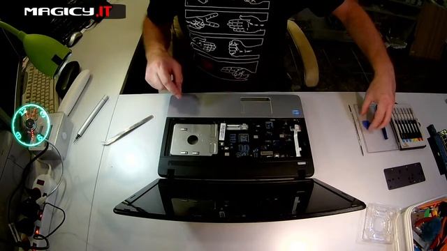 Acer Aspire E1-571 Disassembly смотреть онлайн