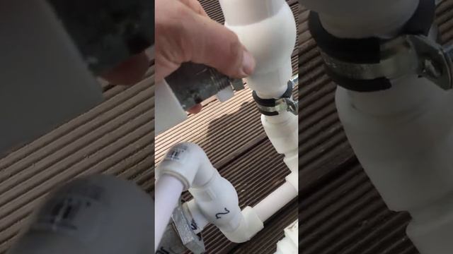 крепление штанг в колодце для слива воды смотреть онлайн