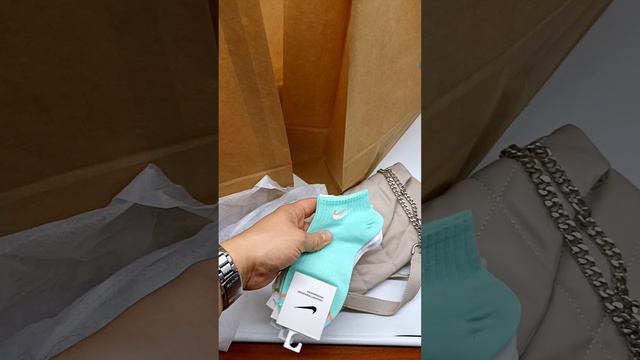 Что подарить на 8 марта смотреть онлайн