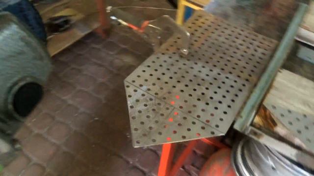 Стол индустриальный лофт