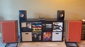 Kef LS50 Meta powered by tiny Yamaha WXA-50 Streamer/ 55 Watt Class D Amp