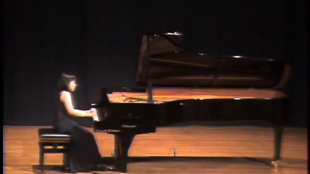 Samuil Feinberg - Suite No.2 Op.25 - Saori Teshima смотреть онлайн