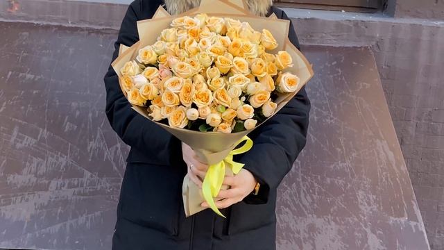 25 кустовых роз Тринити смотреть онлайн