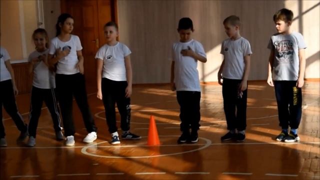 Каримов Р.К. - Игры с использованием нестандартного инвентаря смотреть онлайн