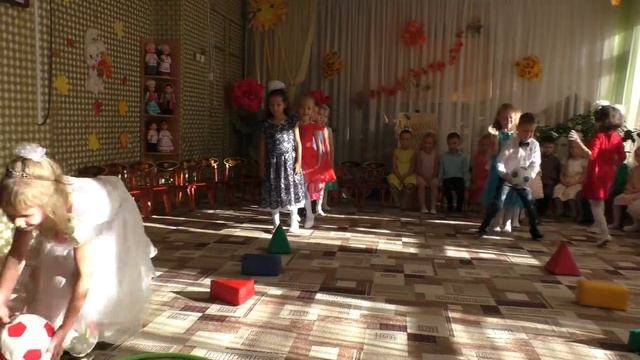 Утренник. Праздник осени. Часть 2. Подготовительная группа детского сада. смотреть онлайн