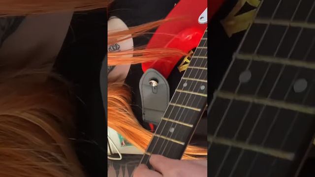 Алёна Швец – Ведьм у нас сжигают(cover by plaaakkssaa) смотреть онлайн