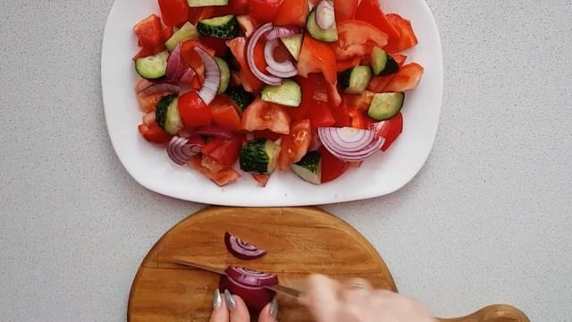 Настоящий_ГРЕЧЕСКИЙ_САЛАТ_готовят_так!(1080p).mp4 смотреть онлайн
