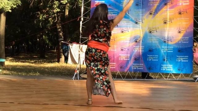 "Джамила", восточный танец, Гюзель / "Jamila", eastern dance, Gyuzel смотреть онлайн