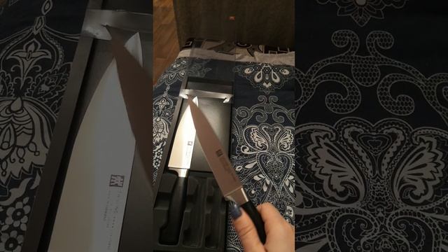 Набор Zwilling J. A. Henckels Four Star 35048-000, 3 ножа и ИКЕА Подставка для ножей 365+ черный смотреть онлайн