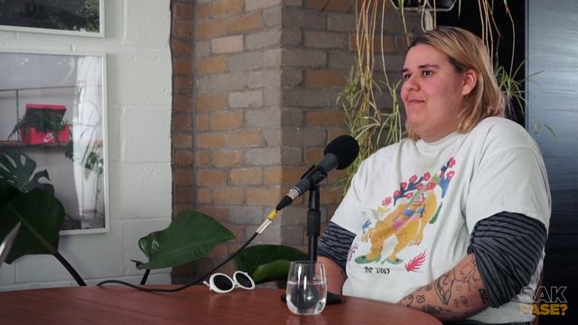 E08: Safia Nolin et l’honnêteté radicale смотреть онлайн