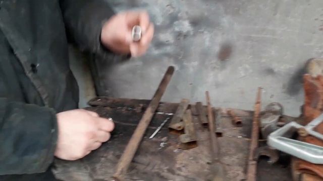 Делаем ручки на МТЗ для безрамочных стёкол #1 смотреть онлайн