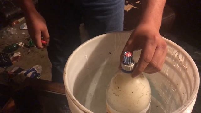Hitting a gravity bong filled with cigar tobacco смотреть онлайн