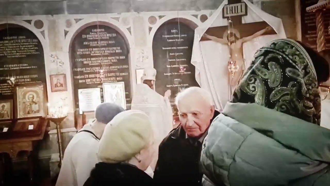 Рождественский Сочельник в Свято-Никольском храме-памятнике на Братском кладбище смотреть онлайн