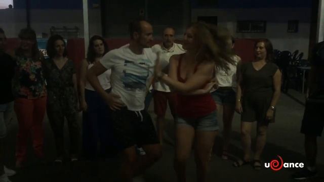 Bachata Sensual Juan Manuel Danza y Ana García (udance.esp) смотреть онлайн