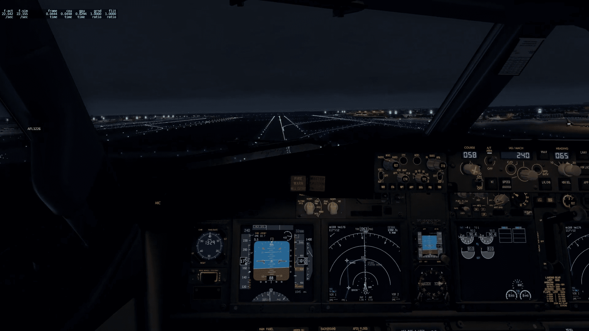 Из Москвы в Питер за 10 минут/Boeing737/UTair/Из кабины пилотов