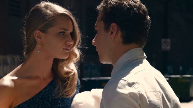 Transformers 3 El Lado Oscuro de la luna La discusión de Sam y Carly смотреть онлайн