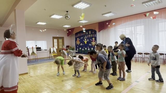 С балалайкой веселей смотреть онлайн