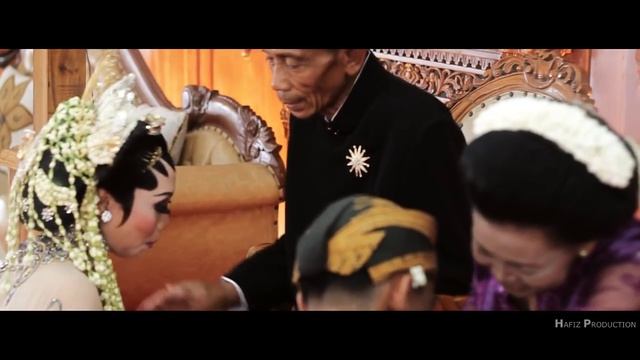 TRI & DANIS Wedding Highlight - Central Java, Indonesia смотреть онлайн