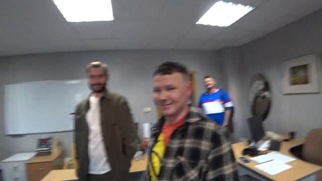 СЪЁМКИ В ШОУ В ТЮМЕНИ. ПРОИЗОШЛА НЕ ПРИЯТНАЯ СИТУАЦИЯ смотреть онлайн