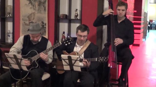 Трио Журнал Girl From Ipanema, Blue Bossa, Blue Moon смотреть онлайн