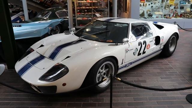 FORD GT 40 !!! THE GREATEST RACING CARS IN THE WORLD !!! смотреть онлайн