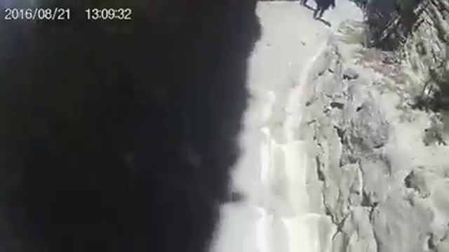 Aventura en Quilotoa смотреть онлайн