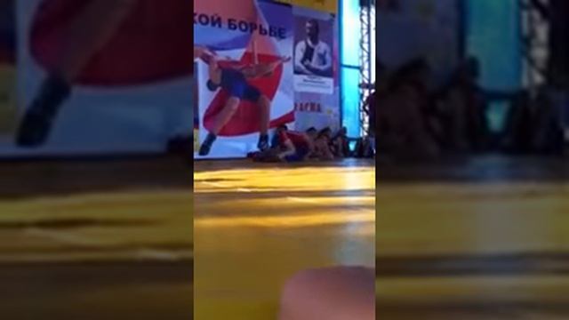 Маленький борцуха, победа и уважение к сопернику смотреть онлайн