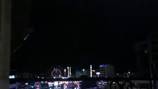 Природное светопредставление в Витязево (Анапа). Вид с балкона 4го этажа отеля Оливия. 7 августа 21 смотреть онлайн