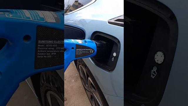Заряджання Zeekr001 через перехідник Chademo - GB/T смотреть онлайн