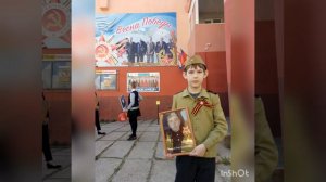 стихотворение _Бессмертный полк_ читает Марина Ревякина.mp4