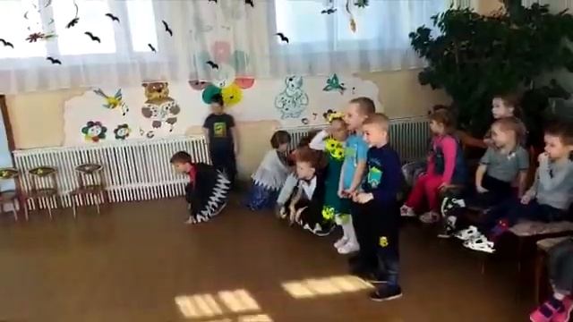 Весенний праздник смотреть онлайн