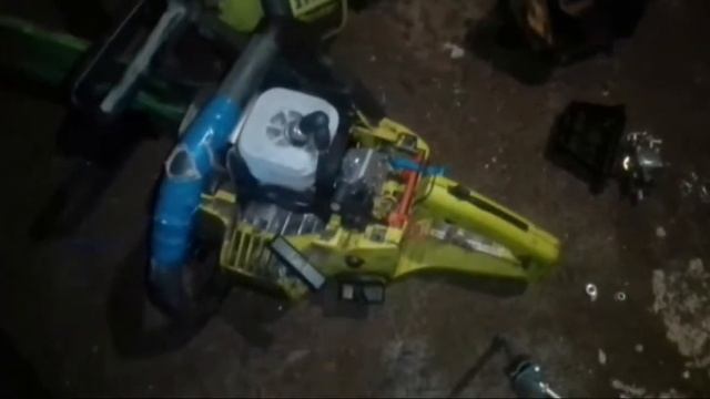 Ремонт Бензопилы! За водица Пародии И Глохнет !!! смотреть онлайн