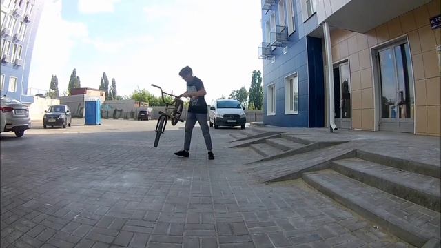 СТОРИТЕЛИ ОТКРЫЛИ НОВЫЙ СПОТ смотреть онлайн