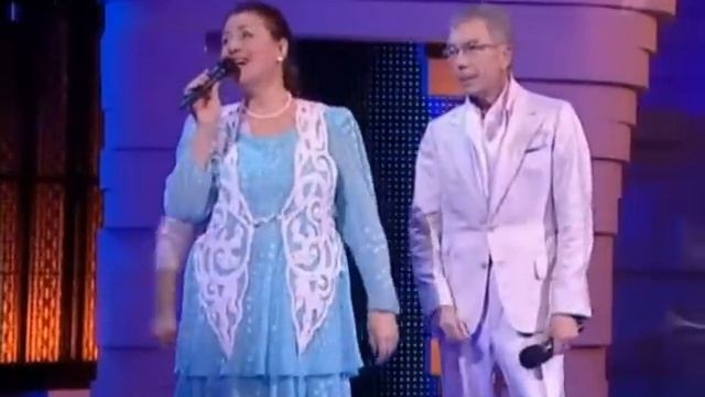 Валентина Толкунова Стою на полустаночке/Valentina Tolkunova Standing on the station смотреть онлайн