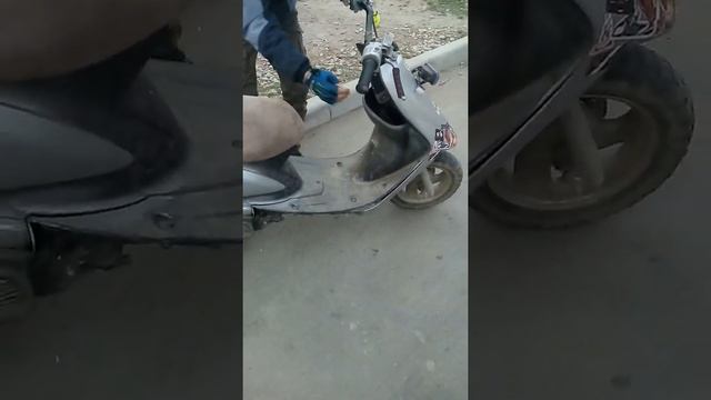 Мопед1 смотреть онлайн