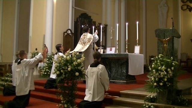 Месса в праздник Св.Сердца Иисуса в Московском Кафедральном Соборе НЗПДМ